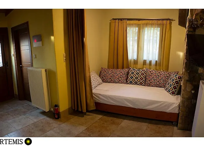 Villa Medusa Gorgon *