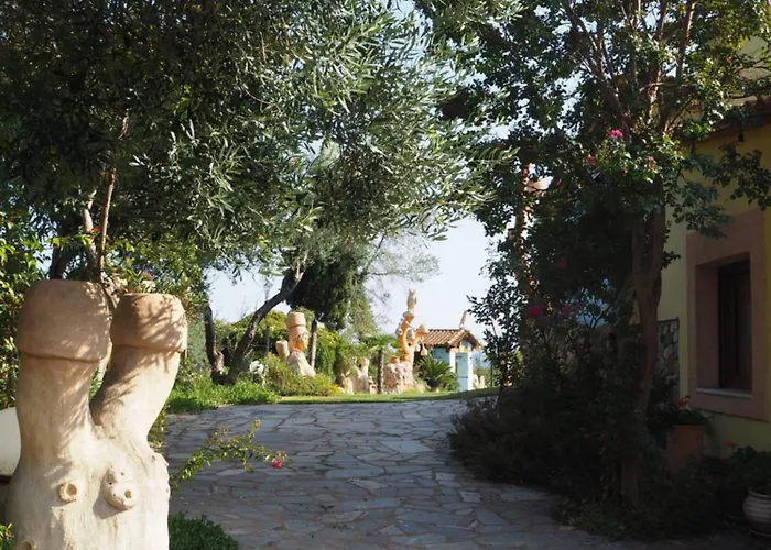 Villa Medusa Gorgon *